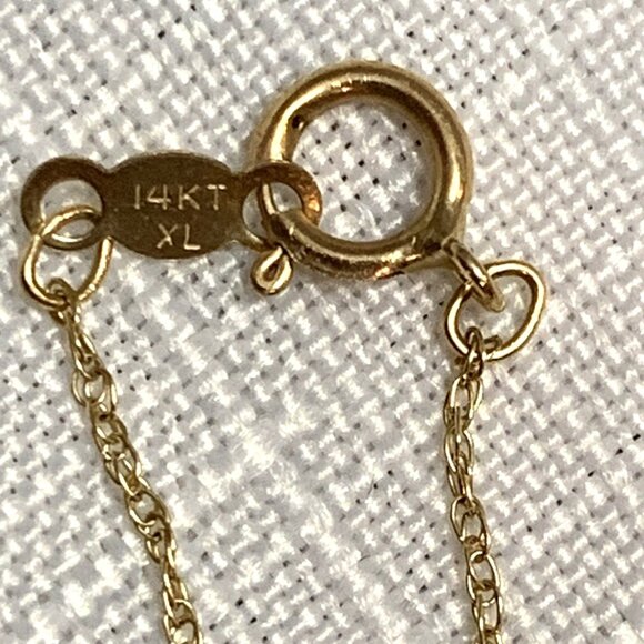 Genuine Brown Quartz 14K Gold Cushion 10-inch Pendant Necklace - Picture 3 of 4